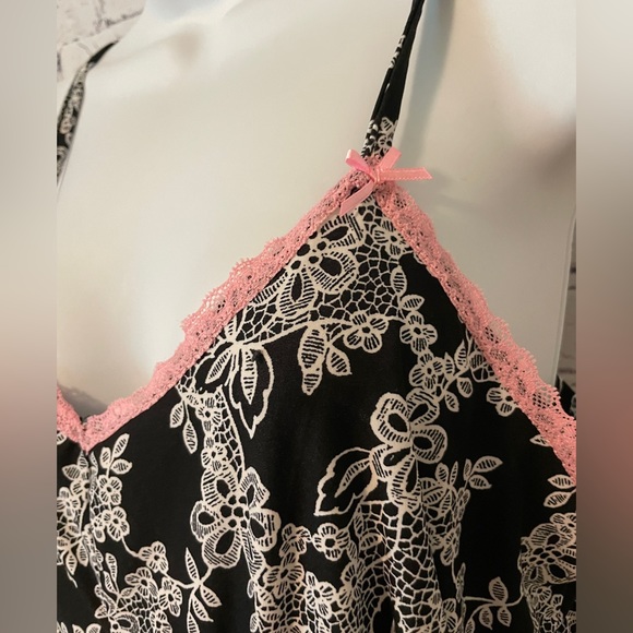 Rene Rofe sleepwear  - size XL - Picture 4 of 7